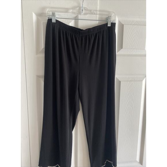 IC Connie K Womens Medium Black Pull On Elastic‎ Waist Ruffle Hem White Piping - Picture 3 of 6